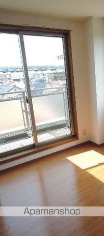 クインテット本牧元町の内装写真