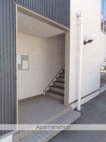 グレイスヒルズIIIの玄関写真