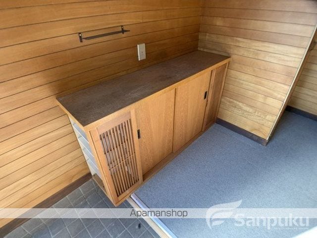 伊予鉄道環状線 木屋町駅 徒歩7分 2階建 築40年の内装写真
