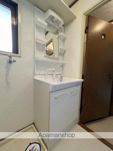 エンプロイ藤利の内装写真
