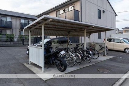 香川県高松市香西南町[2DK/50.12m2]の共用部1