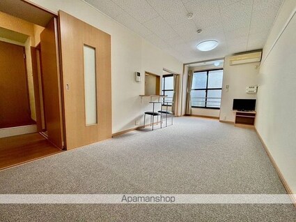 レオパレスサニーたか[1LDK/43.06m2]のリビング・居間2