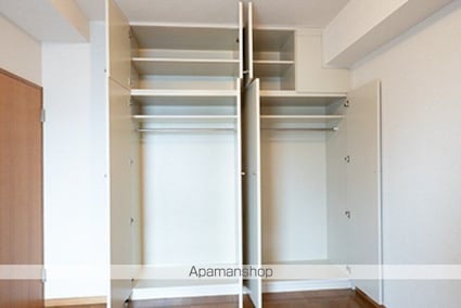 カーサクロヤナギ[1LDK/54.88m2]の収納