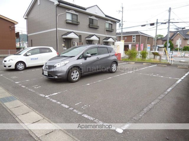 MERVEILLEUX ISHIZUKA A棟・B棟の玄関写真