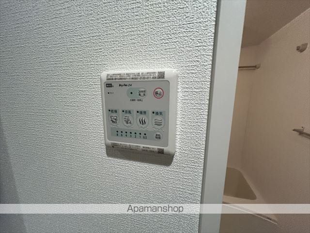 セレニテ江坂グランデの内装写真