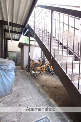 サンハイツ[1K/20m2]の駐車場