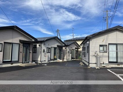 サンラフォーレ２[2LDK/54.65m2]の駐車場1