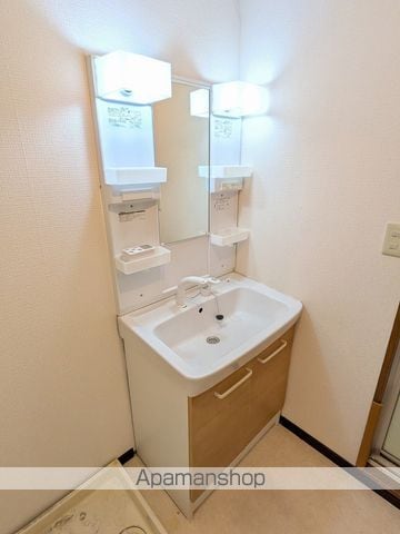 マンションキーウエストIの内装写真