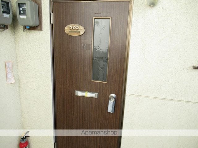 盛岡市 2階建 築46年の玄関写真