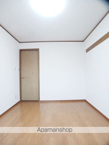 ラシーヌ弐番館の内装写真