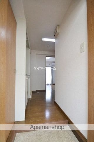 レディースキャステルの内装写真