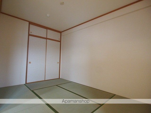 アーサー小笹ヒルズレジデンスの内装写真