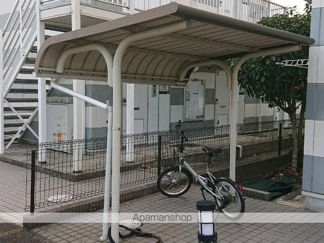 レオパレス三立ハイツBの外観写真