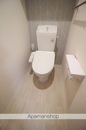 岡山県岡山市北区西古松２丁目[2LDK/55.3m2]のトイレ