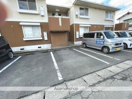 グリーンハイツＢ[3DK/53.73m2]の駐車場2