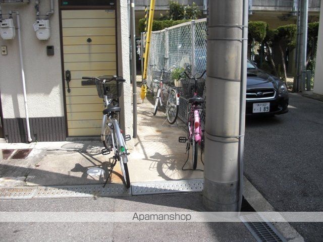 レオパレスTRYの玄関写真