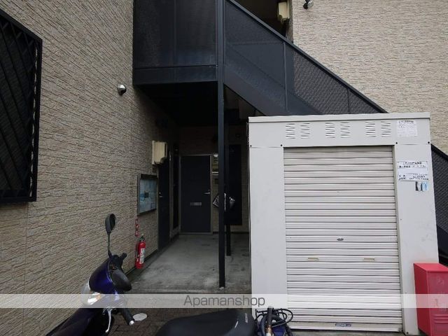 ヴァーベナ川名の玄関写真