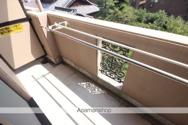 ハーシオンフルタIIIの内装写真