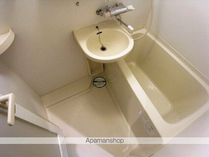 東京都豊島区北大塚１丁目[1K/20.75m2]のバス