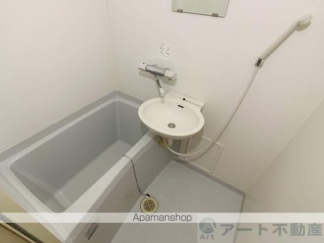 レオパレスグランドカメリアの内装写真