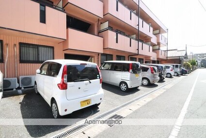 ベルエアーガーデン[3DK/62.15m2]の駐車場