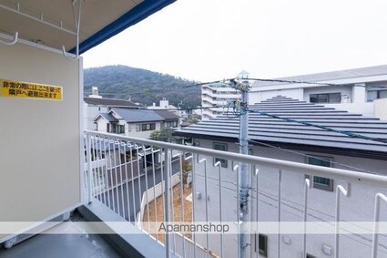 ハイツ亀岡[1R/19.84m2]のバルコニー