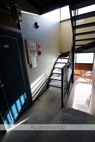 サークルI澄川Bの玄関写真