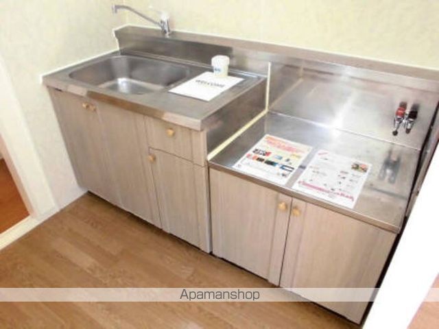パインアベニューハイム Aの内装写真