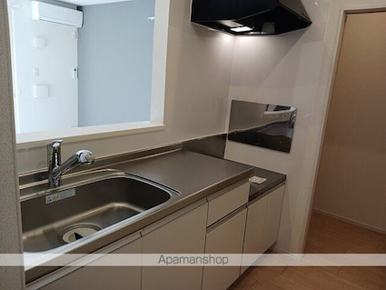 メゾン・ド・ファミーユ新屋[1LDK/50.09m2]のキッチン