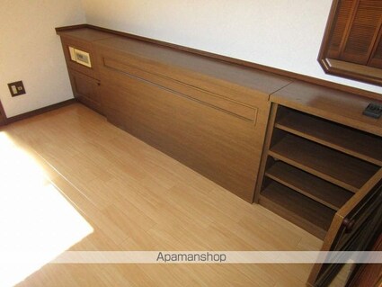 レジデンス２７番館[2DK/40.7m2]の共用部2