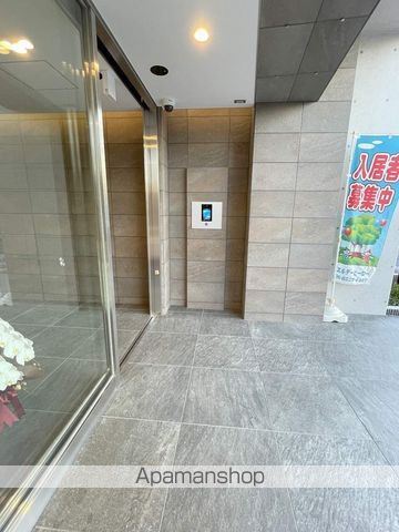 EXE難波WESTRIVERの玄関写真
