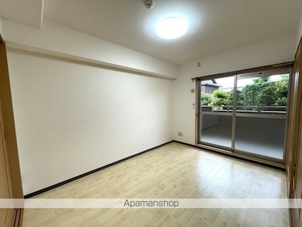 滋賀県草津市青地町[3LDK/65.55m2]の内装2