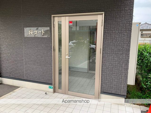 桜コートの玄関写真