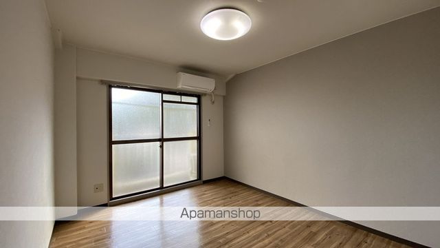 セントフォレスト伊島の内装写真