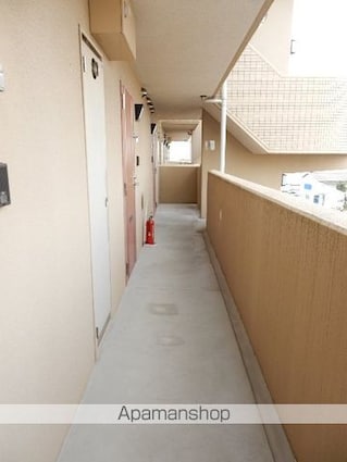 岡山県岡山市北区今３丁目[1K/29.28m2]の共用部