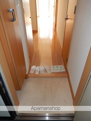 ライブコート泉[1K/24.37m2]の玄関