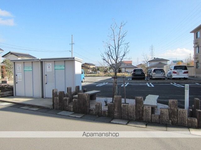 パークタウン三本柳[2LDK/58.22m2]の共用部2