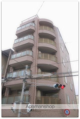メゾンドゥアングルの外観写真