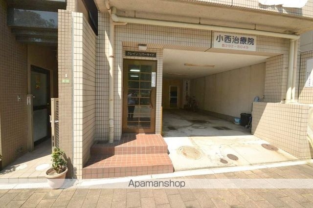 クレインリバーサイドの玄関写真