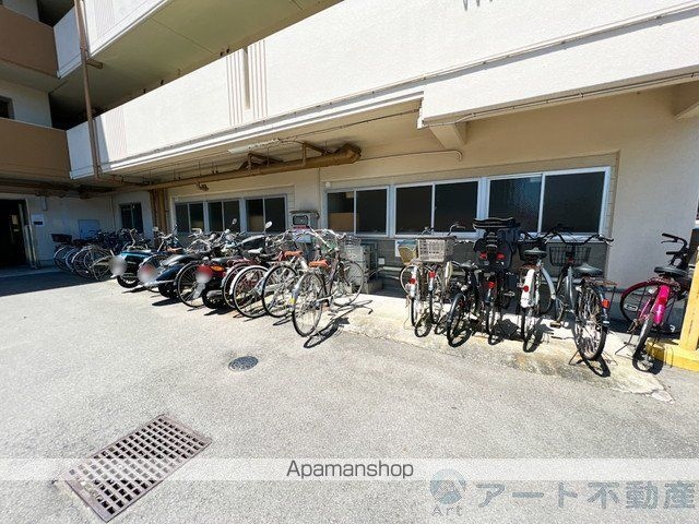 聖和ハイツ　中央棟[2LDK/58.86m2]の外観5