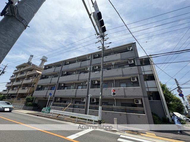 ヤング ビレッジIIの外観写真