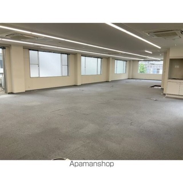 ブルービル加藤[事務所/133.52m2]のリビング・居間1