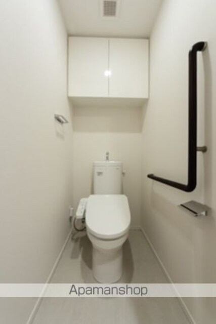 パークアクシス千歳船橋[3LDK/67.92m2]のトイレ