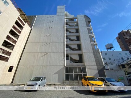 レジデンス十日市[1R/16.8m2]の駐車場