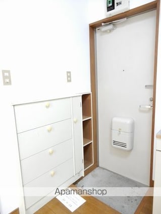 ファミールＫＡＺＵ[1K/20m2]の玄関