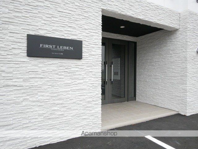 FIRST LEBEN月寒の玄関写真