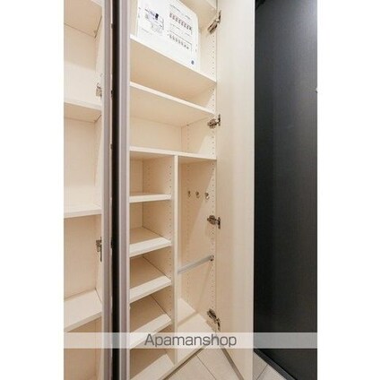 コンフォリア・リヴ渋谷本町[1LDK/39.98m2]の内装