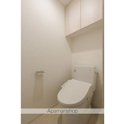 コンフォリア・リヴ豊洲キャナル[3LDK/62.24m2]のトイレ