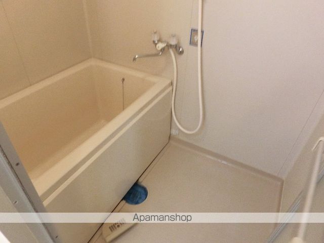 ファミール八代の内装写真