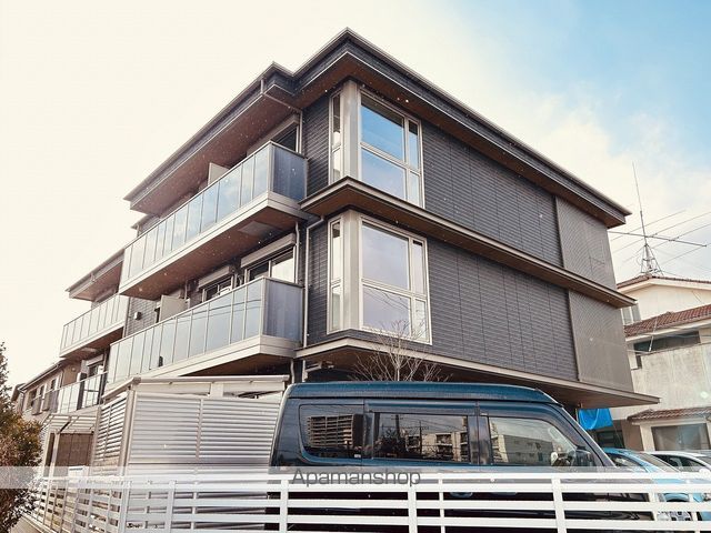 CREST PALACEの外観写真